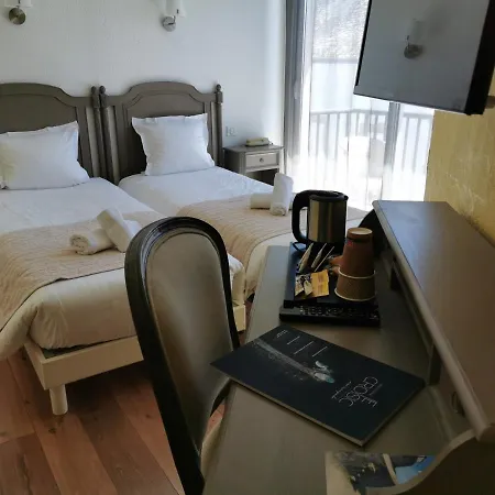 L'estacade Hotel